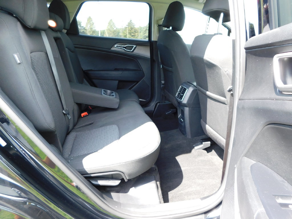 Used 2026 Kia Sportage LX w/ LX Convenience Package AWD/4WD image 20