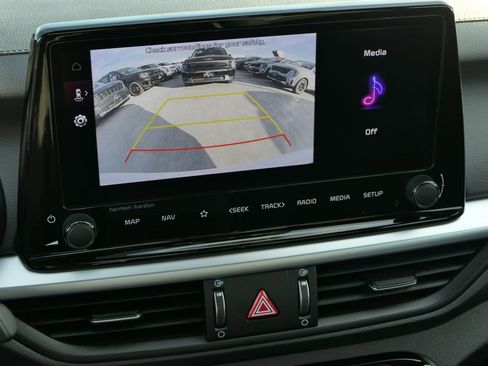 Used 2024 Kia Forte GT-Line w/ GT-Line Premium Package image 19