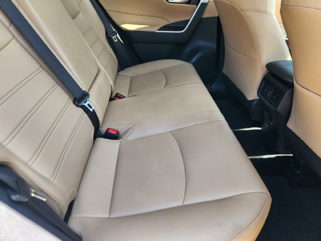 Certified 2025 Toyota RAV4 XLE Premium FWD image 31