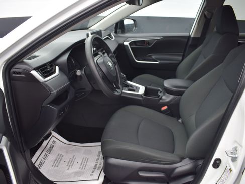 Used 2024 Toyota RAV4 LE image 13