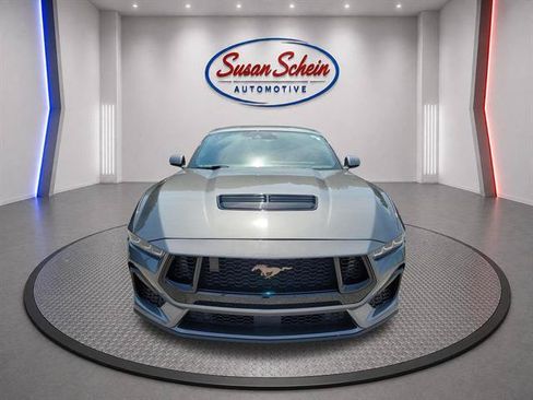 Used 2024 Ford Mustang GT Premium RWD image 2