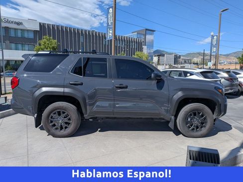 Used 2025 Toyota 4Runner SR5 AWD/4WD image 2