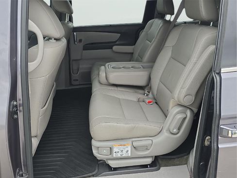 Used 2015 Honda Odyssey Touring image 21