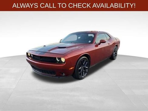Used 2021 Dodge Challenger SXT w/ Blacktop Package image 3