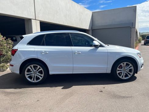 Used 2017 Audi SQ5 Prestige AWD/4WD image 4