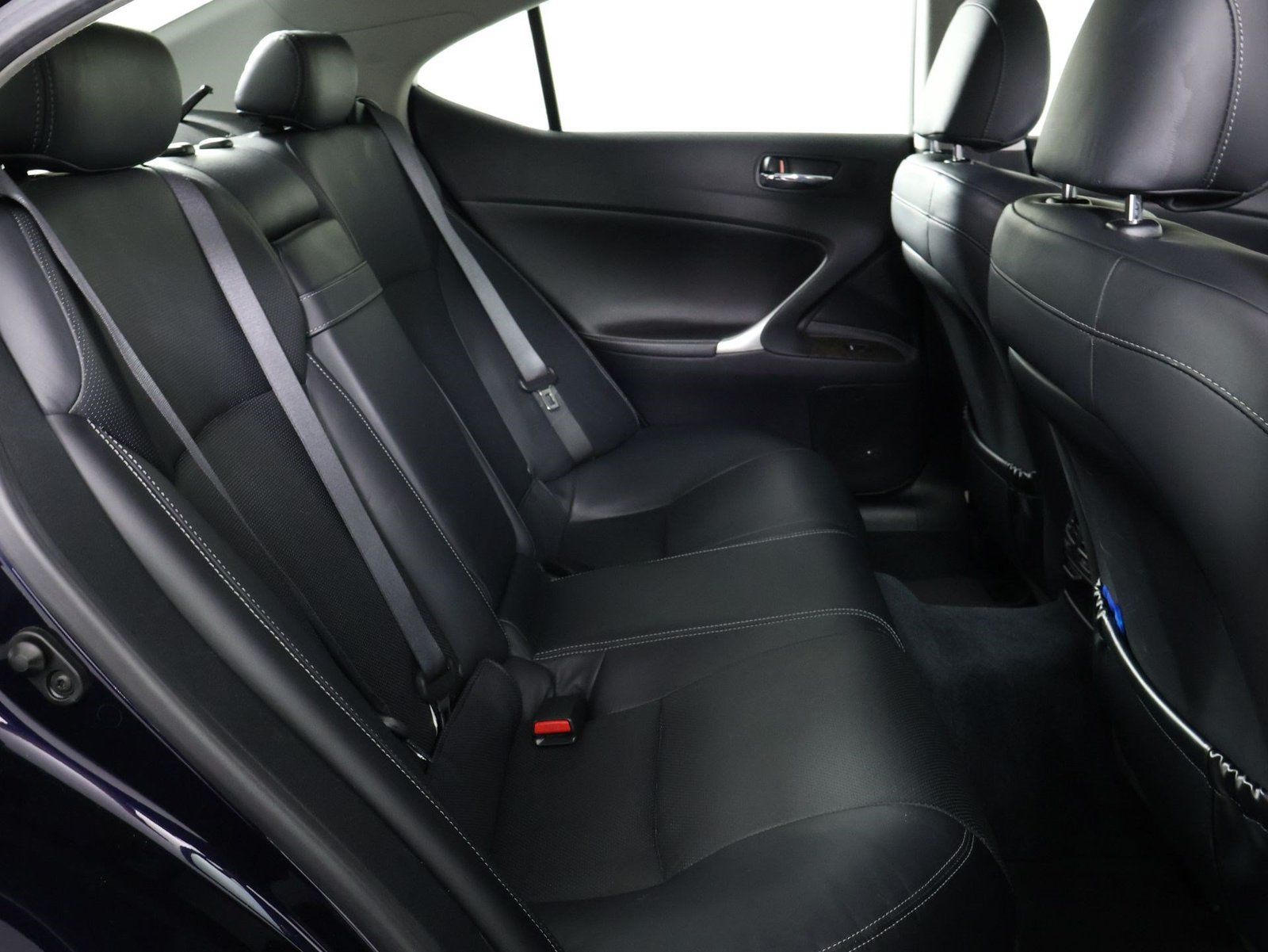Used 2009 Lexus IS 250 w/ Premium Pkg RWD image 30