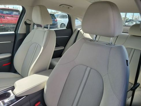 Used 2023 Hyundai Sonata SEL w/ Cargo Package image 14