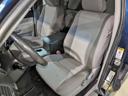 Used 2012 Toyota Tacoma 2WD Access Cab image 17