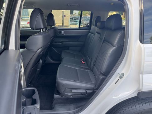 Used 2025 Hyundai Santa Fe SEL image 28