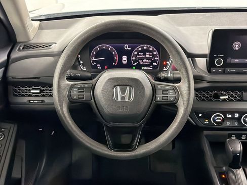 Used 2023 Honda Accord EX image 18
