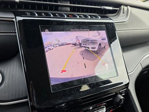 Certified 2023 Jeep Grand Cherokee Laredo image 26