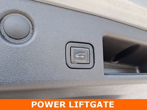 Used 2024 Chevrolet Equinox LT image 29