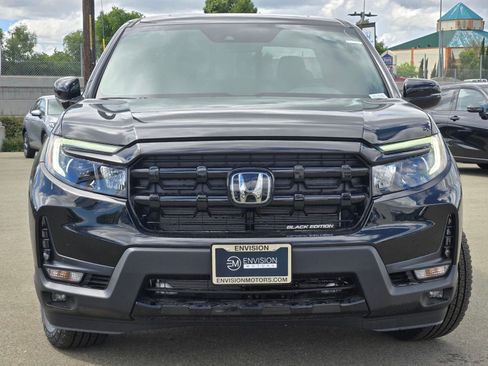 New 2026 Honda Ridgeline Black Edition image 2