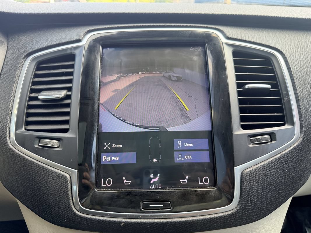 Used 2019 Volvo XC90 T5 Momentum w/ Protection Package Premier FWD image 23
