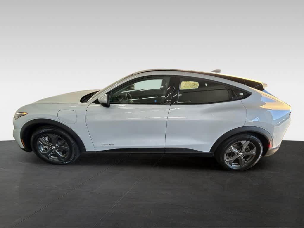 Used 2021 Ford Mustang Mach-E Select RWD image 3