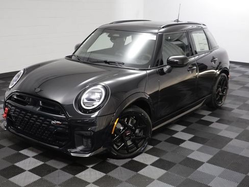 New 2026 MINI Cooper S FWD image 2