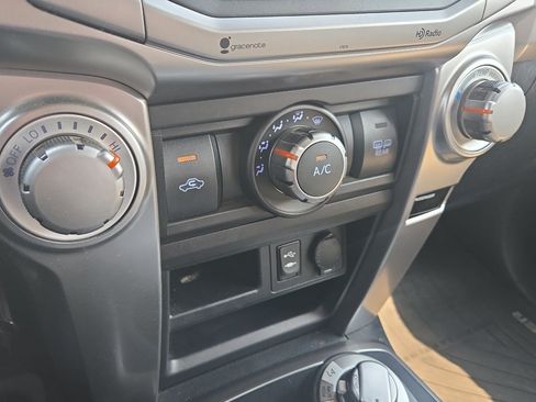 Used 2014 Toyota 4Runner SR5 Premium AWD/4WD image 22