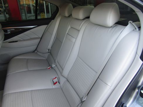 Used 2014 INFINITI Q50 AWD w/ Technology Package image 22