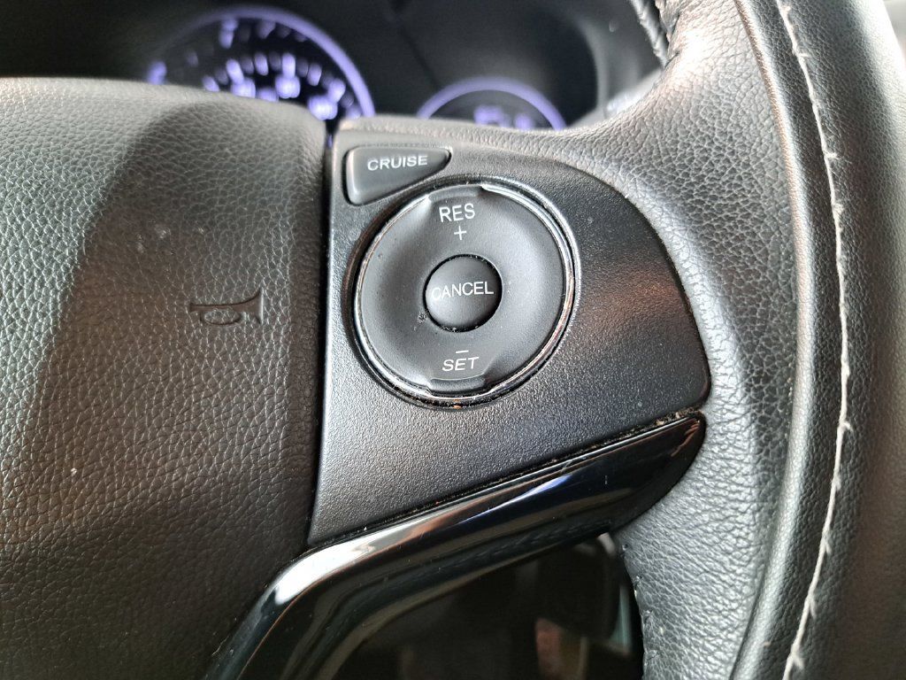 Used 2022 Honda HR-V Sport image 17