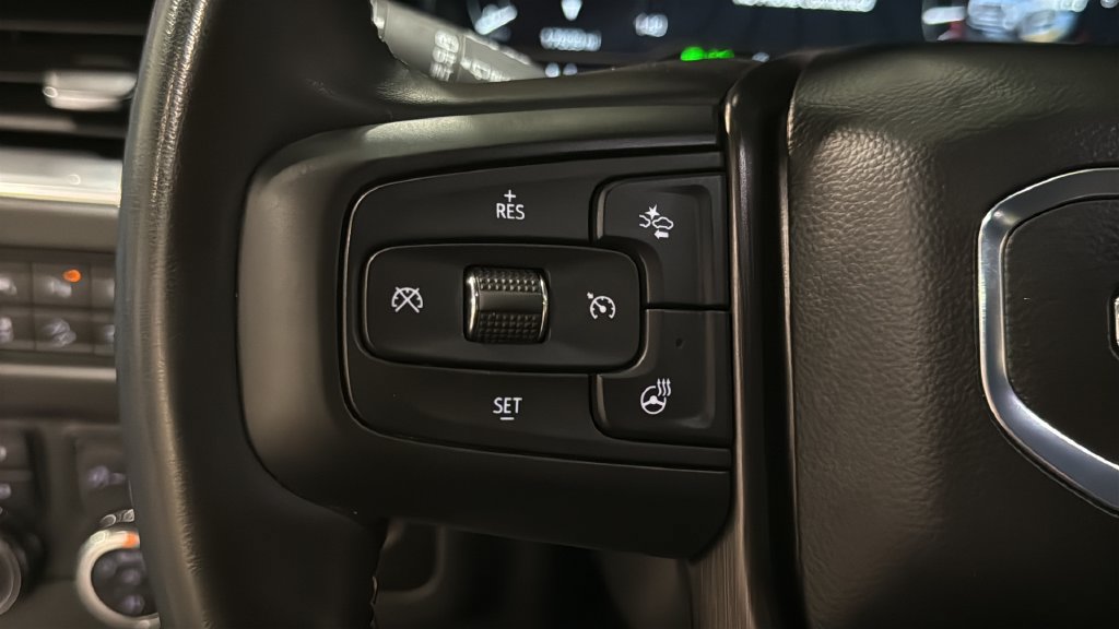 Used 2024 GMC Yukon AT4 w/ AT4 Premium Package AWD/4WD image 25