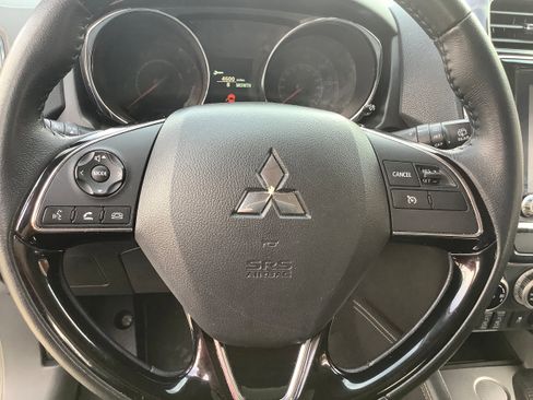 Used 2021 Mitsubishi Outlander Sport SE image 17