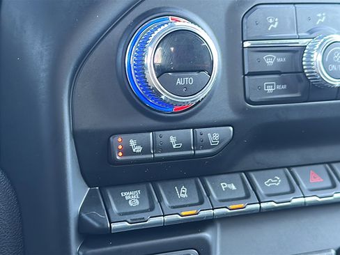 Used 2023 GMC Sierra 2500 AT4 w/ AT4 Premium Plus Package image 34