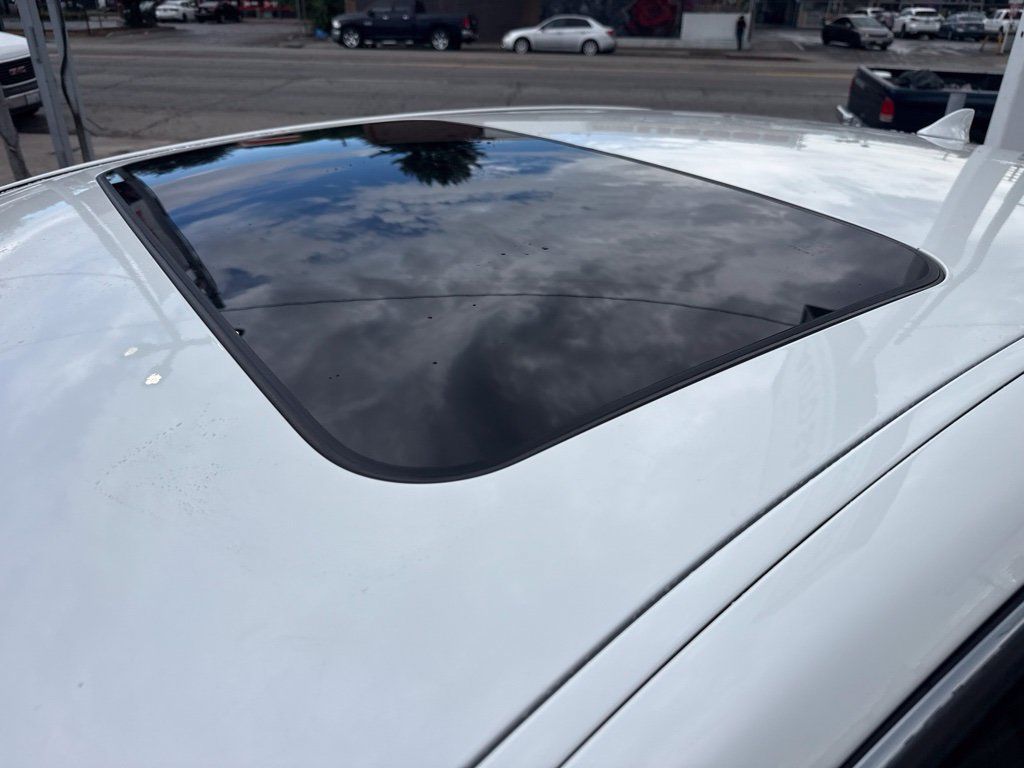 Used 2014 Lexus LS 460 w/ Comfort Package RWD image 10