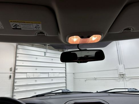 Used 2016 Jeep Patriot Sport image 18