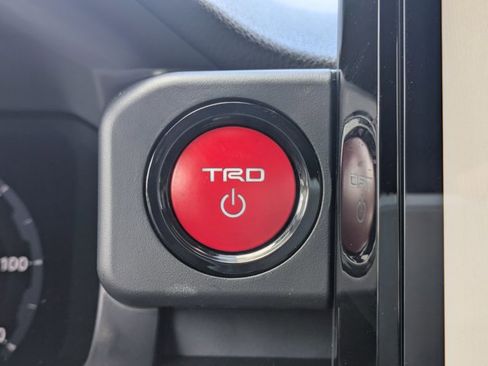 New 2025 Toyota Tacoma TRD Off-Road image 28