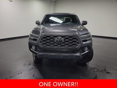 Used 2023 Toyota Tacoma TRD Off-Road AWD/4WD image 3