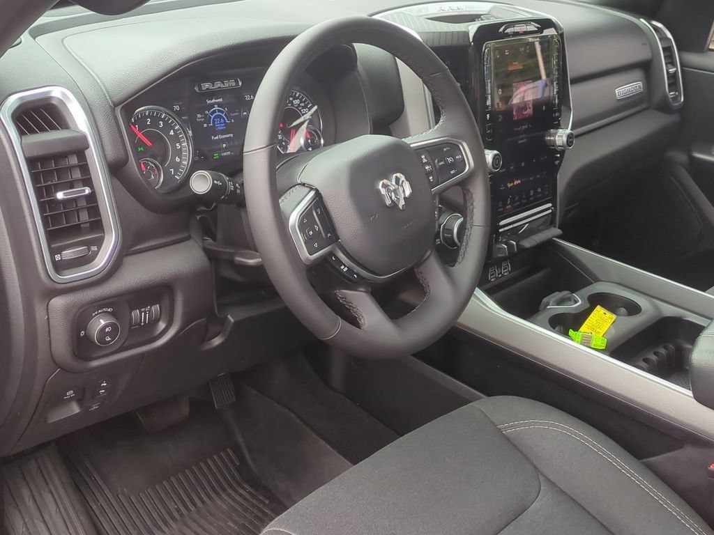 Used 2025 RAM 1500 Big Horn AWD/4WD image 13