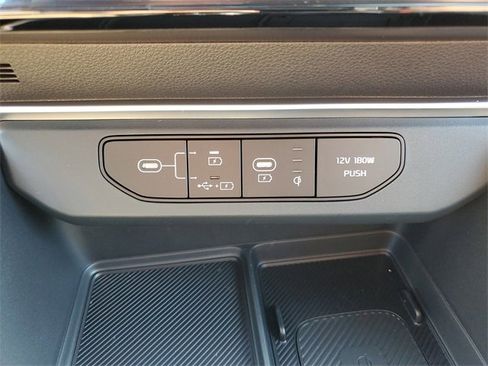 New 2026 Kia Carnival SX Prestige image 36