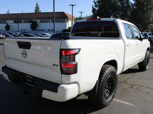 Used 2022 Nissan Frontier SV image 37