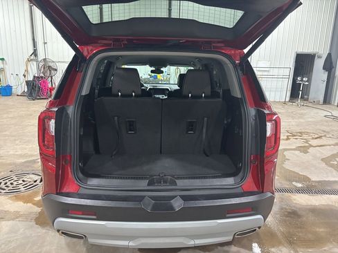 Used 2023 GMC Acadia SLT AWD/4WD image 15