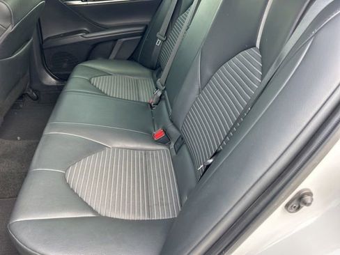 Used 2023 Toyota Camry SE w/ Convenience Package FWD image 8