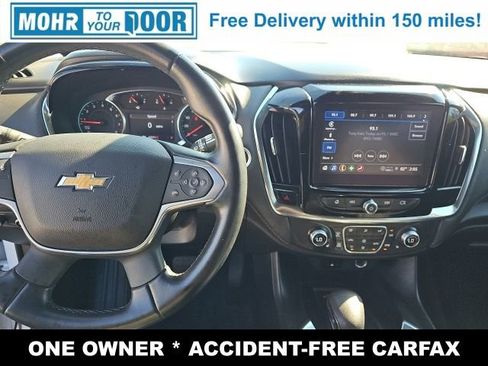 Used 2023 Chevrolet Traverse LT image 29