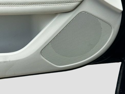 Used 2016 Jaguar XF Prestige RWD image 20