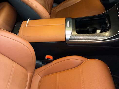 Used 2022 Mercedes-Benz C 300 4MATIC Sedan image 22