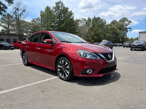 Certified 2017 Nissan Sentra SR FWD image 4