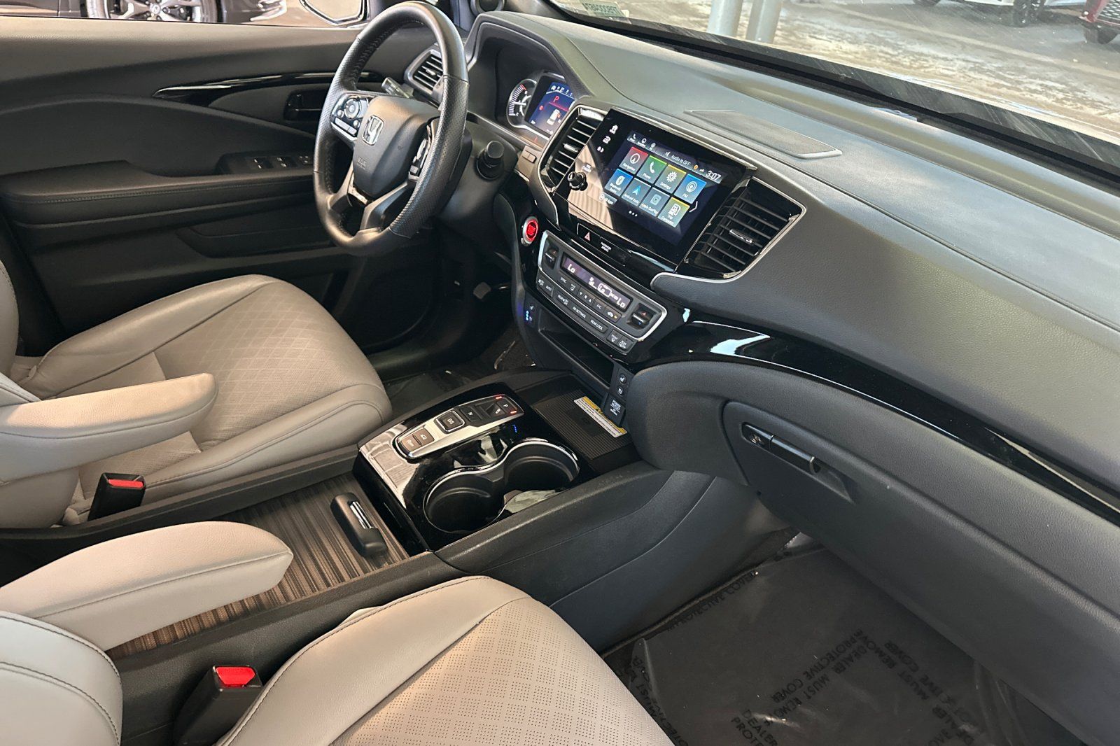Used 2023 Honda Passport Elite image 34