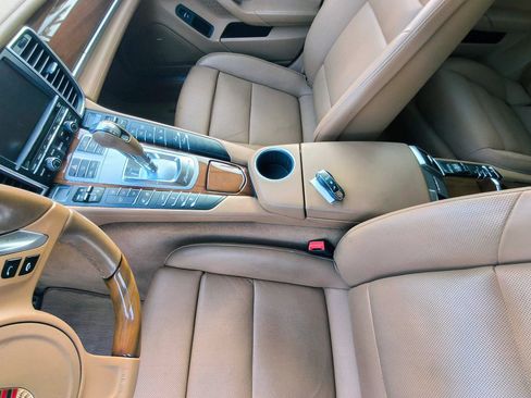 Used 2015 Porsche Panamera S RWD image 25
