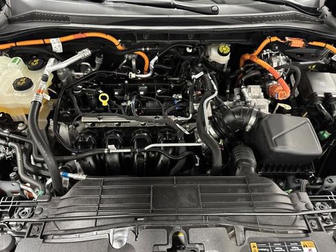 Used 2023 Ford Escape SE w/ PHEV Premium Package image 39