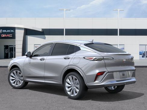 New 2026 Buick Envista Avenir image 3