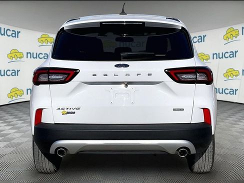 Used 2023 Ford Escape Active image 5