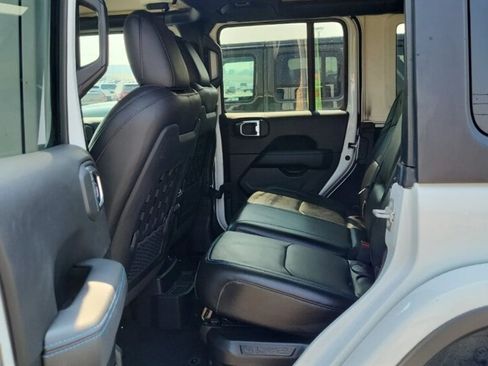 Used 2023 Jeep Wrangler Unlimited Rubicon 4xe w/ Steel Bumper Group AWD/4WD image 16