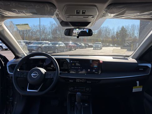 New 2026 Nissan Kicks SV image 28