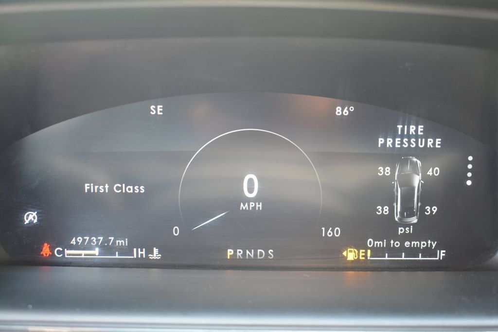 Used 2023 Lincoln Nautilus AWD w/ Premium Package image 12