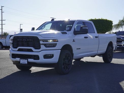 New 2026 RAM 3500 Big Horn AWD/4WD image 8