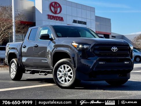 Used 2025 Toyota Tacoma SR5 AWD/4WD image 1