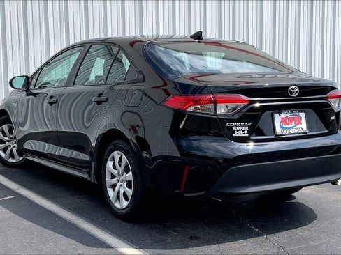 Used 2024 Toyota Corolla LE FWD image 10